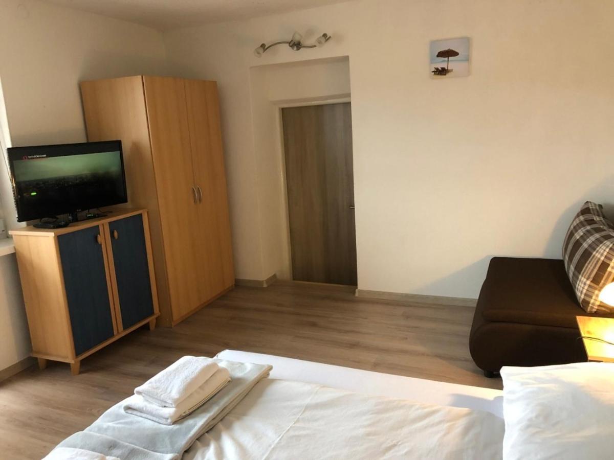 Podhajska 110アパートメント エクステリア 写真